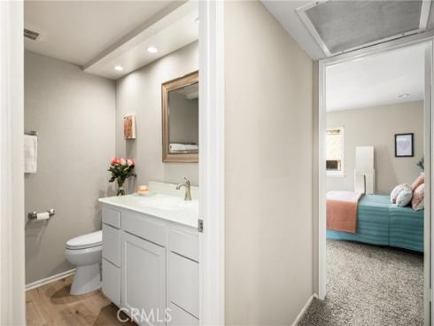 7648 Bay 201 Drive, Huntington Beach, CA