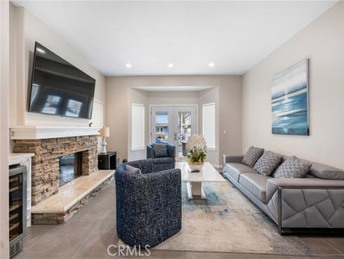 216 16th Street, Huntington Beach, CA