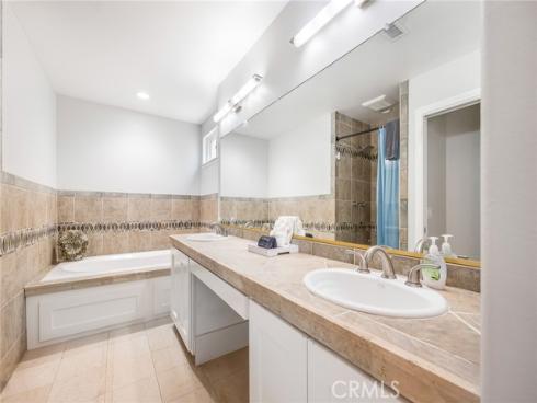 216 16th Street, Huntington Beach, CA