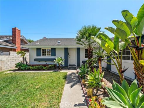 5852 Raphael Drive, Huntington Beach, CA