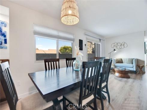 8866 Tulare 301C Drive, Huntington Beach, CA