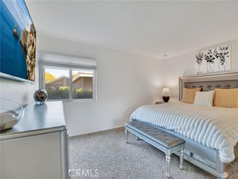 8866 Tulare 301C Drive, Huntington Beach, CA