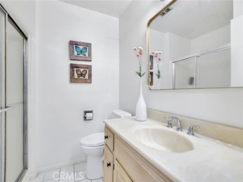 8866 Tulare 301C Drive, Huntington Beach, CA