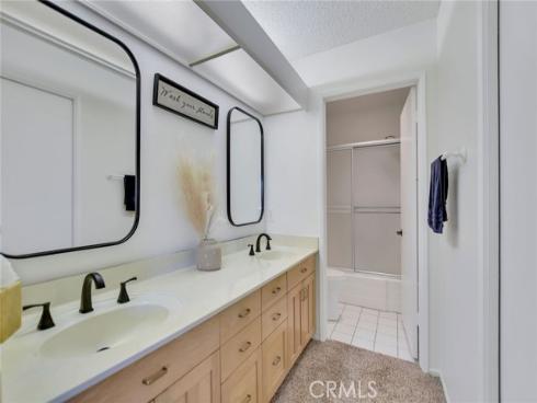 8866 Tulare 301C Drive, Huntington Beach, CA