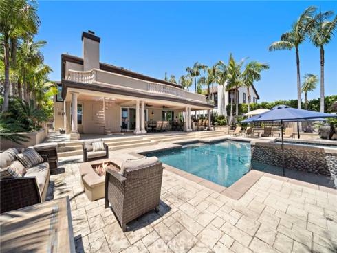 18976  Rockinghorse   Lane, Huntington Beach, CA