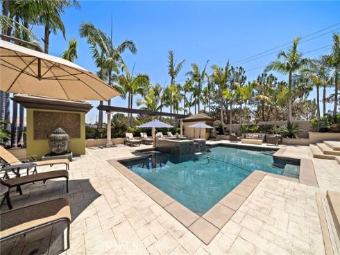 18976  Rockinghorse   Lane, Huntington Beach, CA