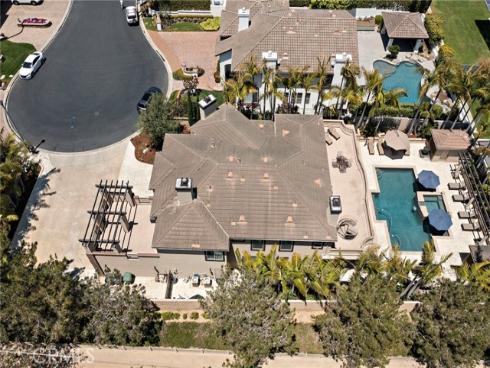 18976  Rockinghorse   Lane, Huntington Beach, CA