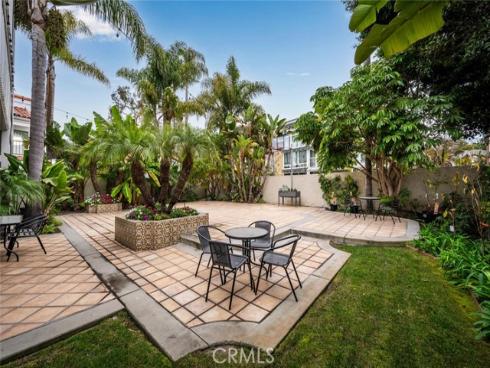 16282  Mandalay   Circle, Huntington Beach, CA