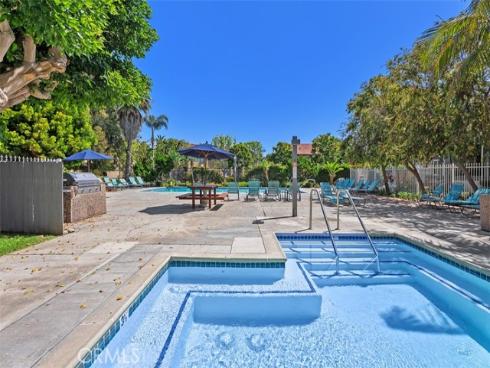 17152 Pacific Coast 19 , Huntington Beach, CA