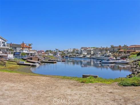 17152 Pacific Coast 19 , Huntington Beach, CA