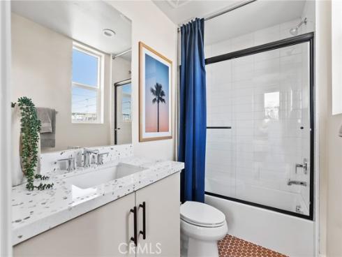 19071  Main  105  Street, Huntington Beach, CA