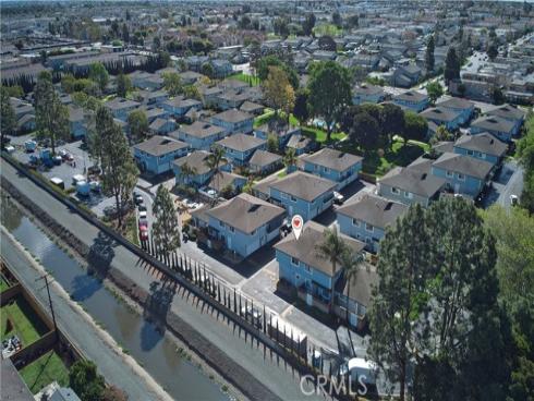 16387 De Anza CI60 Circle, Huntington Beach, CA