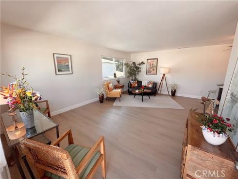 16387 De Anza CI60 Circle, Huntington Beach, CA