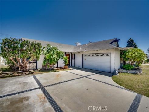 5671 Mangrum Drive, Huntington Beach, CA