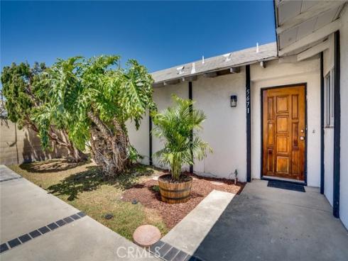 5671 Mangrum Drive, Huntington Beach, CA