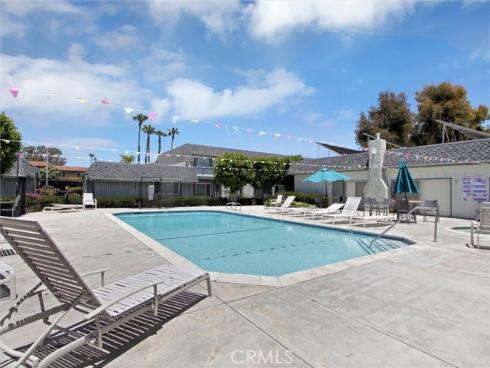 8271 Cape Horn Drive, Huntington Beach, CA