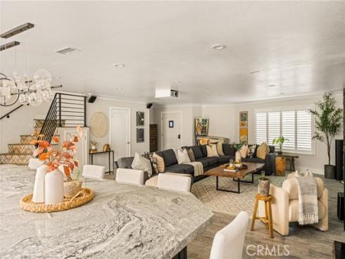 20402 Seven Seas Lane, Huntington Beach, CA