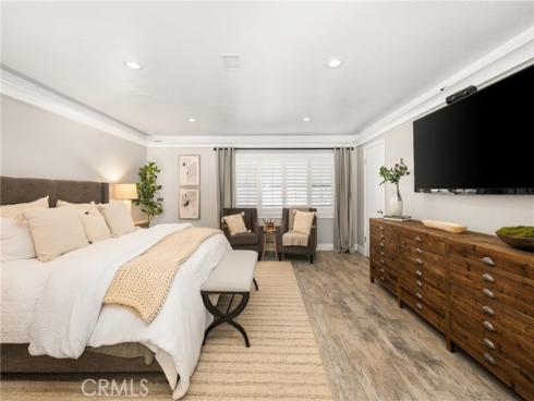 20402 Seven Seas Lane, Huntington Beach, CA