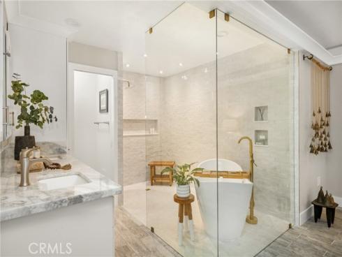 20402 Seven Seas Lane, Huntington Beach, CA