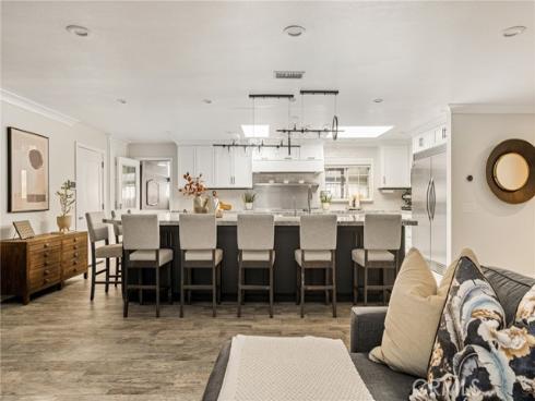 20402 Seven Seas Lane, Huntington Beach, CA