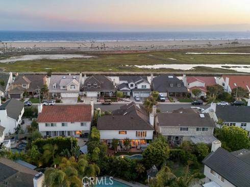 22372 Harwich Lane, Huntington Beach, CA