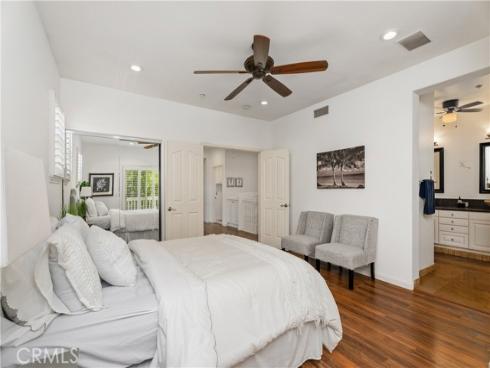 6249 Pacific Pointe 16 Drive, Huntington Beach, CA