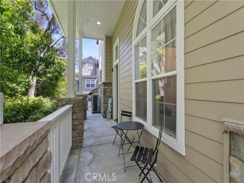 6249 Pacific Pointe 16 Drive, Huntington Beach, CA