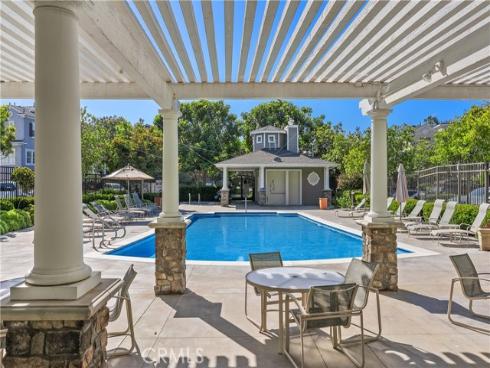 6249 Pacific Pointe 16 Drive, Huntington Beach, CA