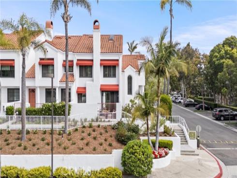 19431 Ranch 101 Lane, Huntington Beach, CA