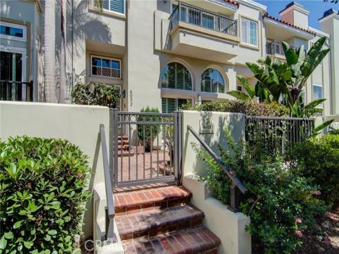 6052 Shadowbrook Circle, Huntington Beach, CA