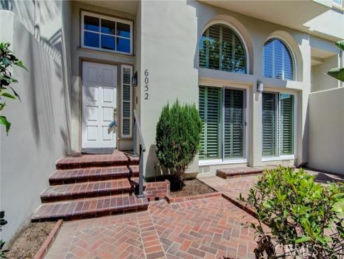 6052 Shadowbrook Circle, Huntington Beach, CA
