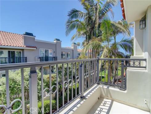 6052 Shadowbrook Circle, Huntington Beach, CA