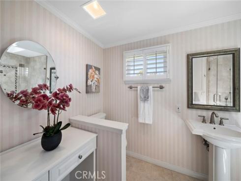 20161 Glacier Circle, Huntington Beach, CA