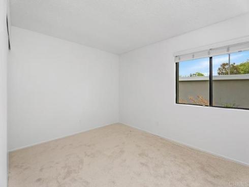 8933 Yolo 1308-A Circle, Huntington Beach, CA