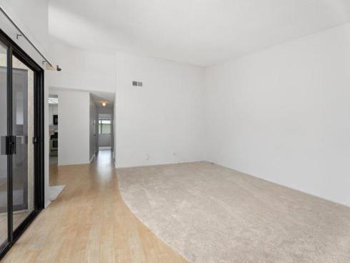 8933 Yolo 1308-A Circle, Huntington Beach, CA