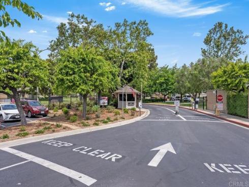 8933 Yolo 1308-A Circle, Huntington Beach, CA