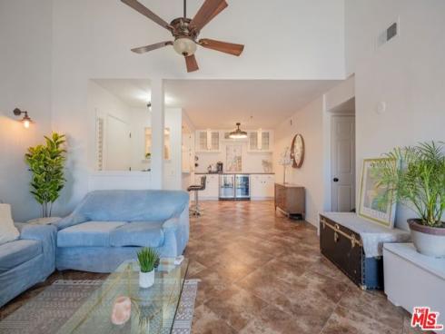 4852  Cabana  202  Drive, Huntington Beach, CA