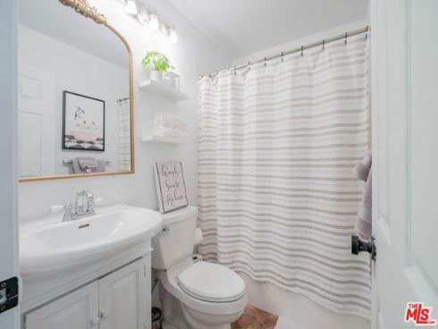 4852  Cabana  202  Drive, Huntington Beach, CA