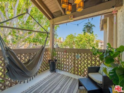 4852  Cabana  202  Drive, Huntington Beach, CA