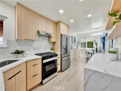 16761 Montclair Lane , Huntington Beach, CA