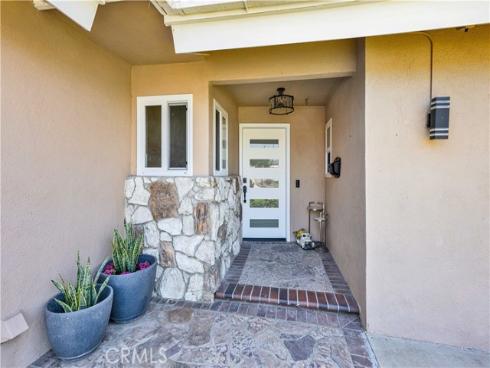 16761 Montclair Lane , Huntington Beach, CA