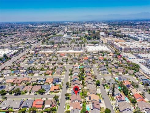 16292 Wishingwell , Huntington Beach, CA