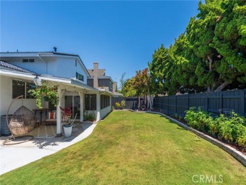 17392 Almelo Lane, Huntington Beach, CA