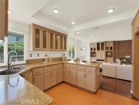 8452 Deepview Drive, Huntington Beach, CA