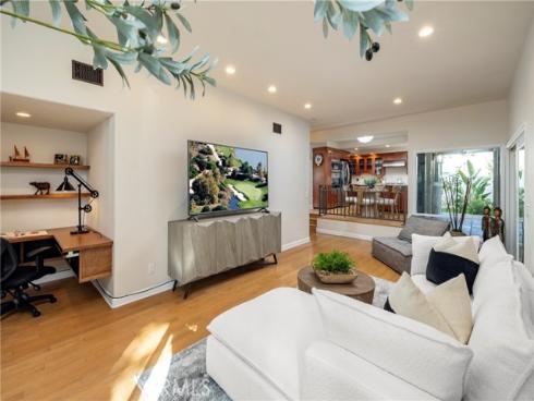 16561  Wanderer   Lane, Huntington Beach, CA