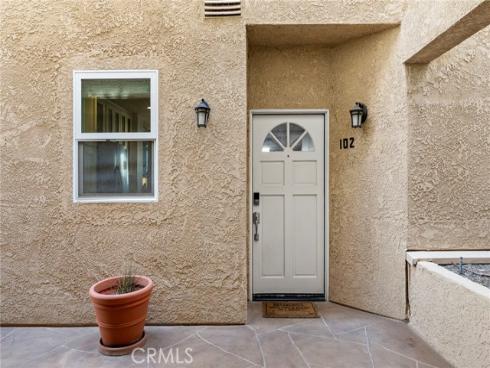 2000 Pacific Coast 102 , Huntington Beach, CA