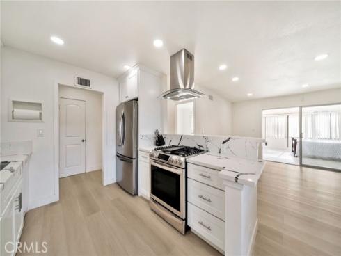 17121 Granada Lane, Huntington Beach, CA