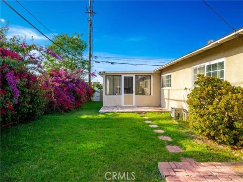 17121 Granada Lane, Huntington Beach, CA