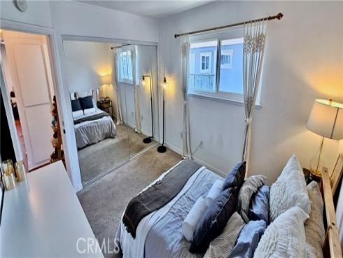 16408  Vista Roma  CI116  Circle, Huntington Beach, CA