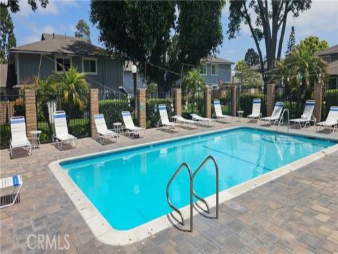 16408  Vista Roma  CI116  Circle, Huntington Beach, CA